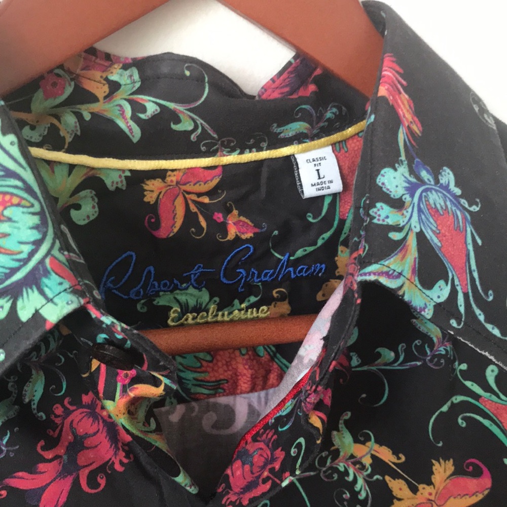 Robert Graham EXCLUSIVE "Sansone" Sport Shirt